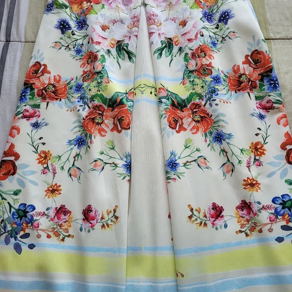 Asos Design Scuba Skirt with Mirrored Flower Print, VGUC, Size 12 - Picture 7 of 10